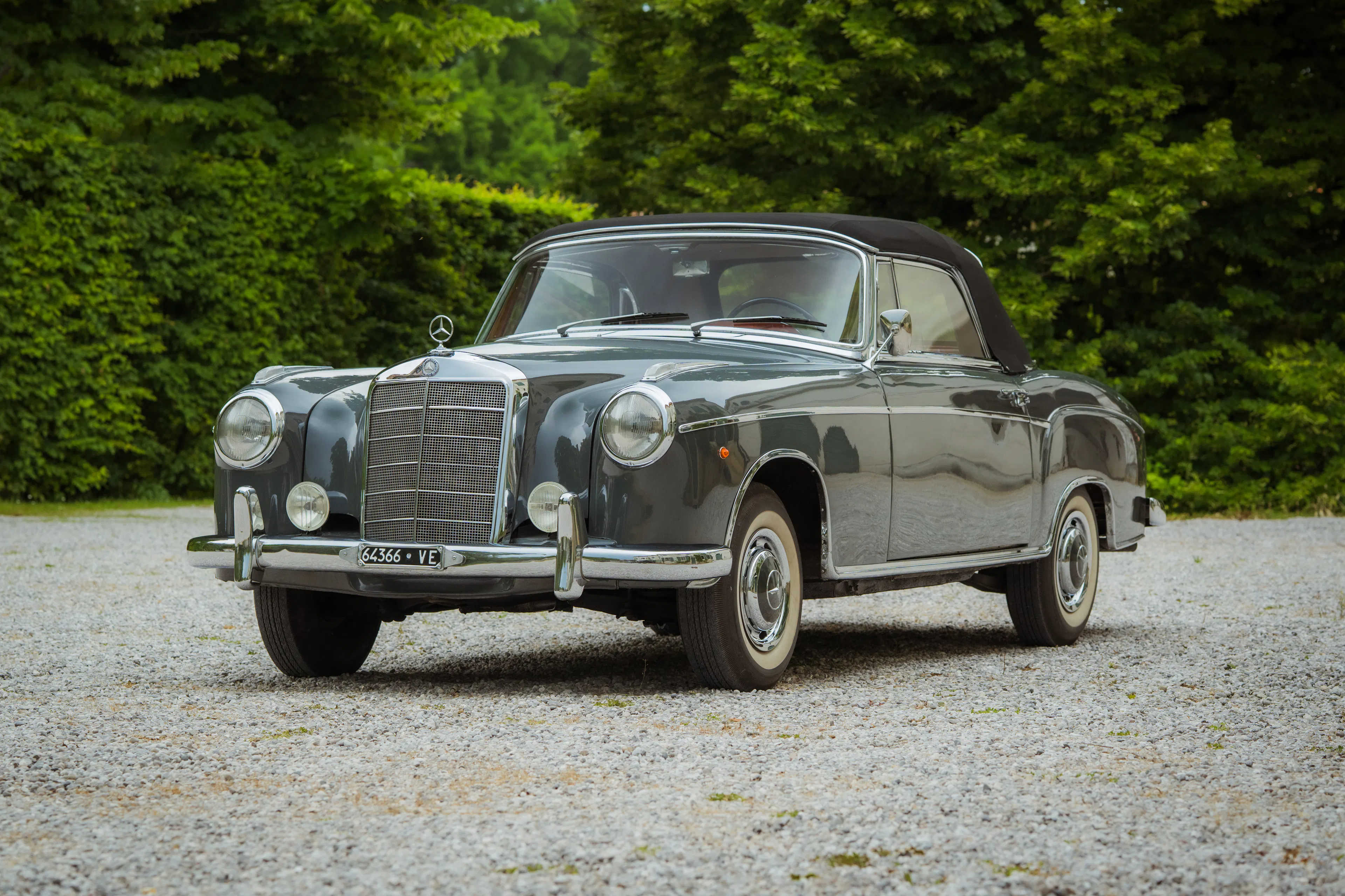 1958 Mercedes-Benz 220S Base | Hagerty Valuation Tools®
